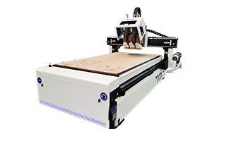 ¿Cuáles son las ventajas de la aplicación de la máquina grabadora de carpintería CNC en la industria de los muebles?